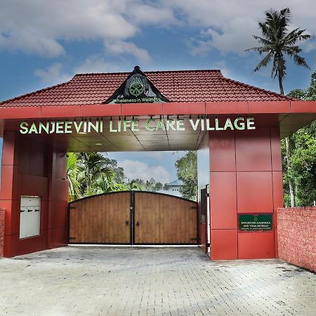 Sanjeevini Life Care Village - A Science Based Non - Invasive Holistic Wellness Destination Kochi ภายนอก รูปภาพ